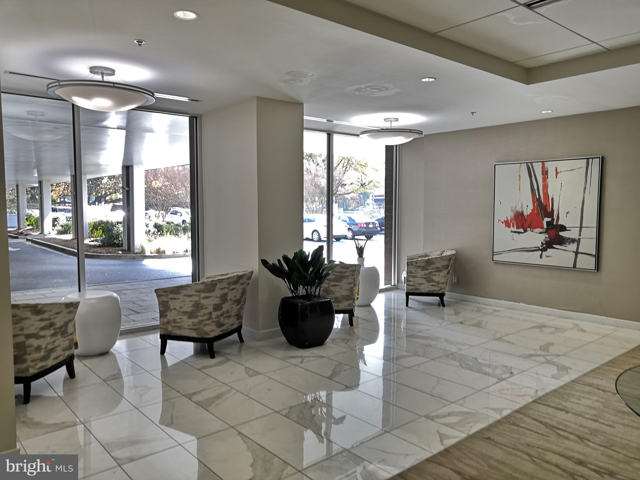 5101 River Road, Unit 904 Bethesda, MD 20816 - Photo 2 of 38 Building Hall