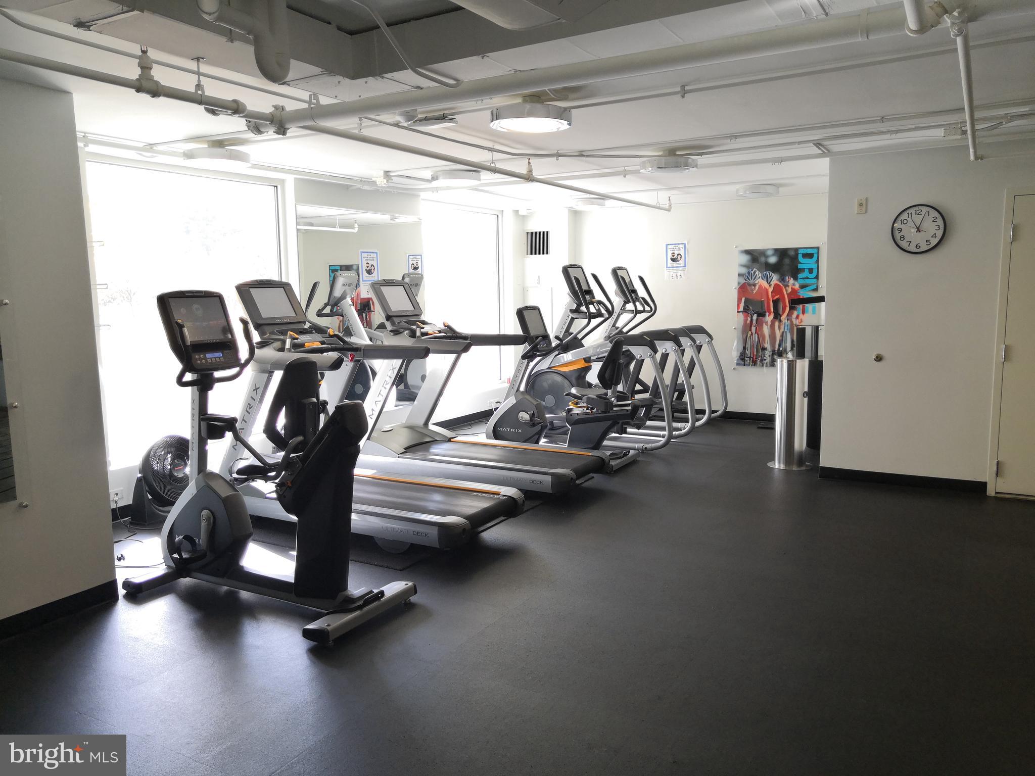5101 River Road, Unit 904 Bethesda, MD 20816 - Photo 32 of 38 Gym