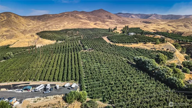 a view of a sky from a mountain