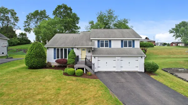 $379,900 | 2055 Felicia Boulevard, Endicott, NY 13760