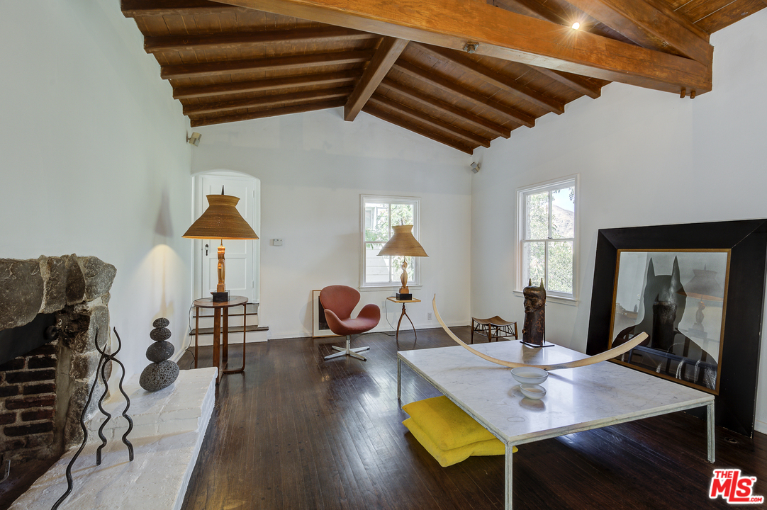 8420 La Tuna Canyon Road Sun Valley, CA 91352 - Photo 8 of 50 a view of a dining room with furniture and wooden floor