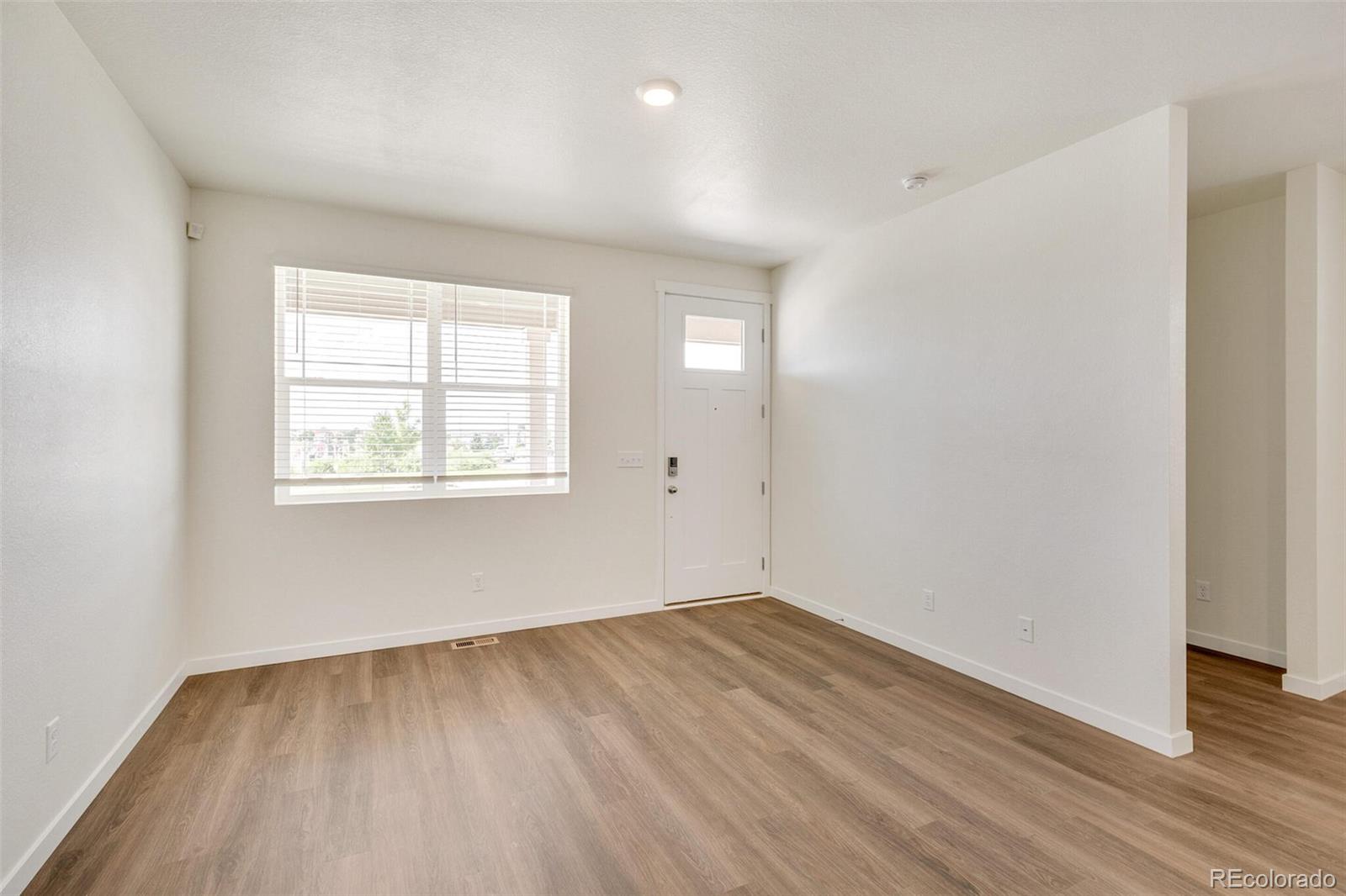 6908 Zig Place Frederick, CO 80530 - Photo 6 of 38