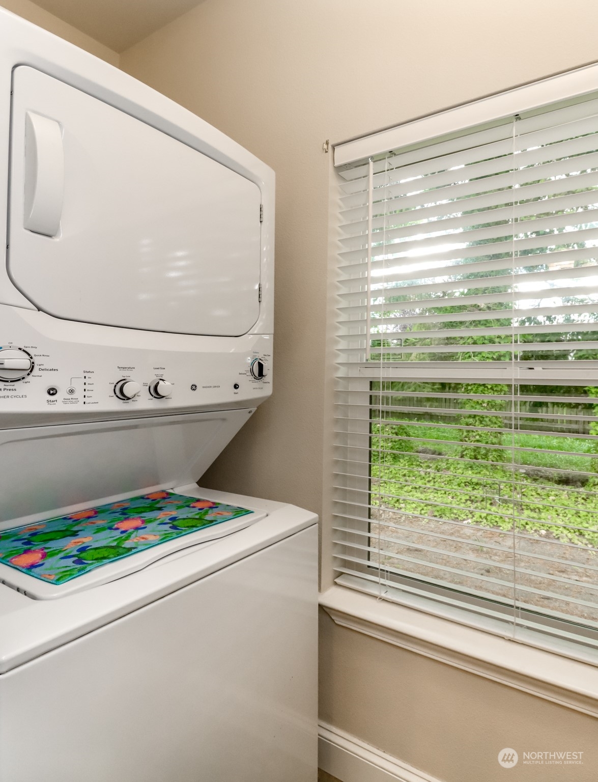 828 Mountain Villa Drive Enumclaw, WA 98022 - Photo 25 of 34