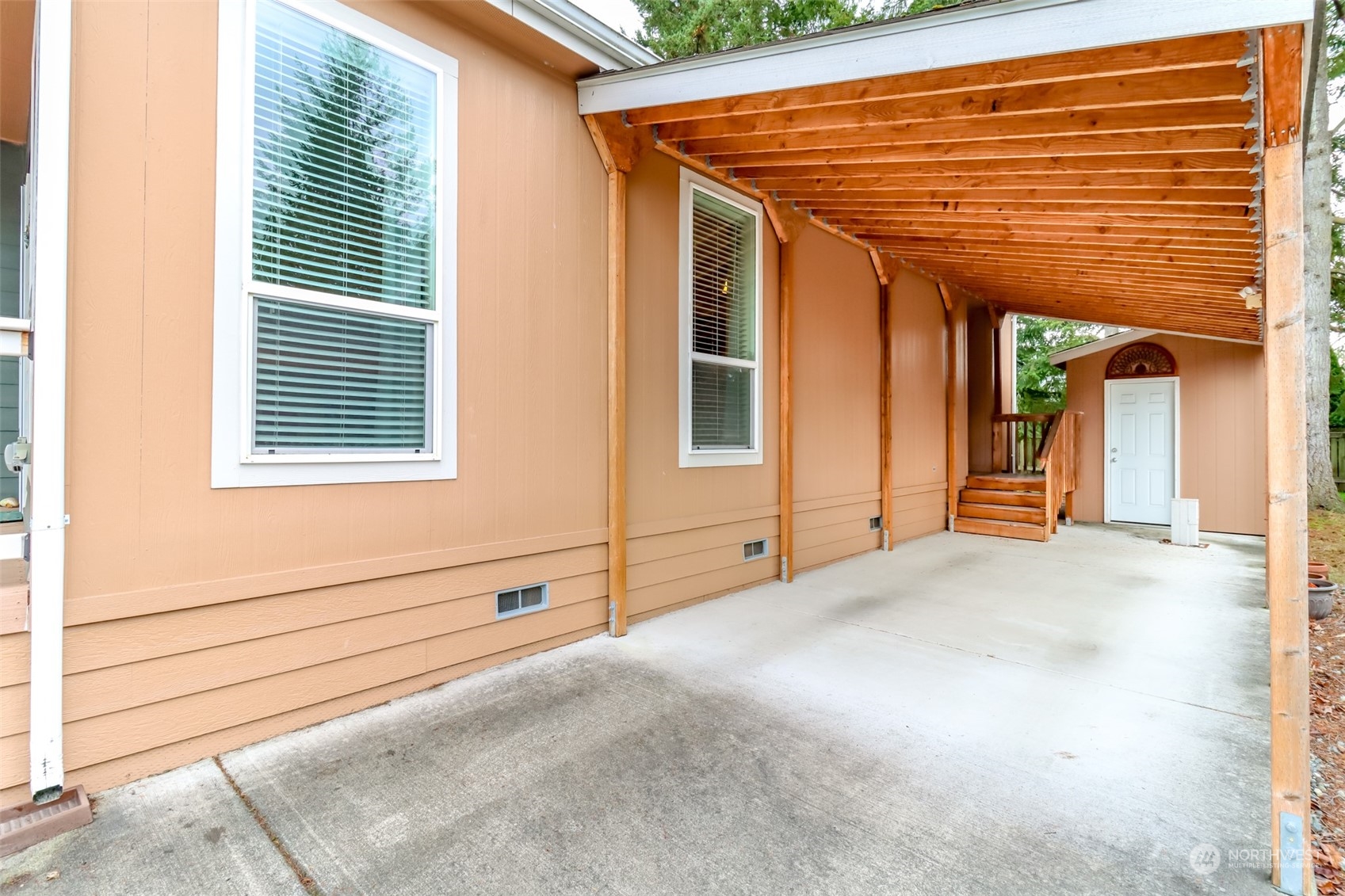 828 Mountain Villa Drive Enumclaw, WA 98022 - Photo 28 of 34