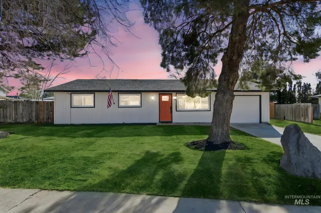 $369,990 | 563 West Trini Drive, Kuna, ID 83634