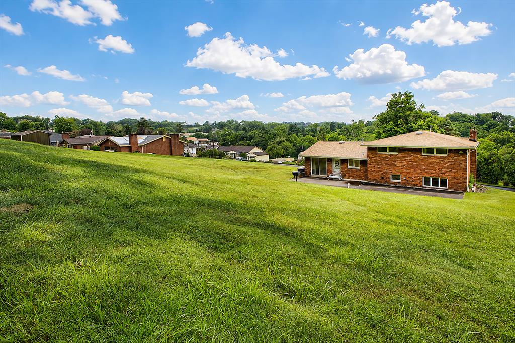 177 South Thompson Irwin, PA 15642 - Photo 23 of 36