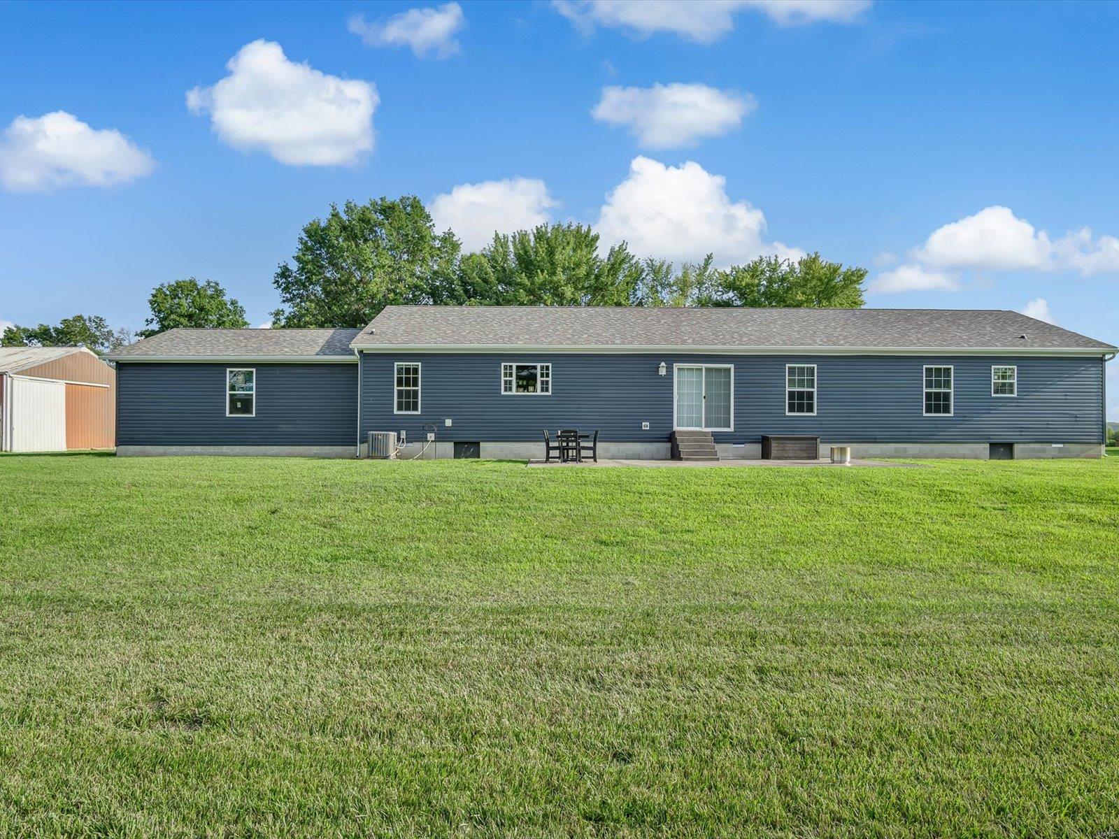 9174 County Line Road Coulterville, IL 62237 - Photo 29 of 36