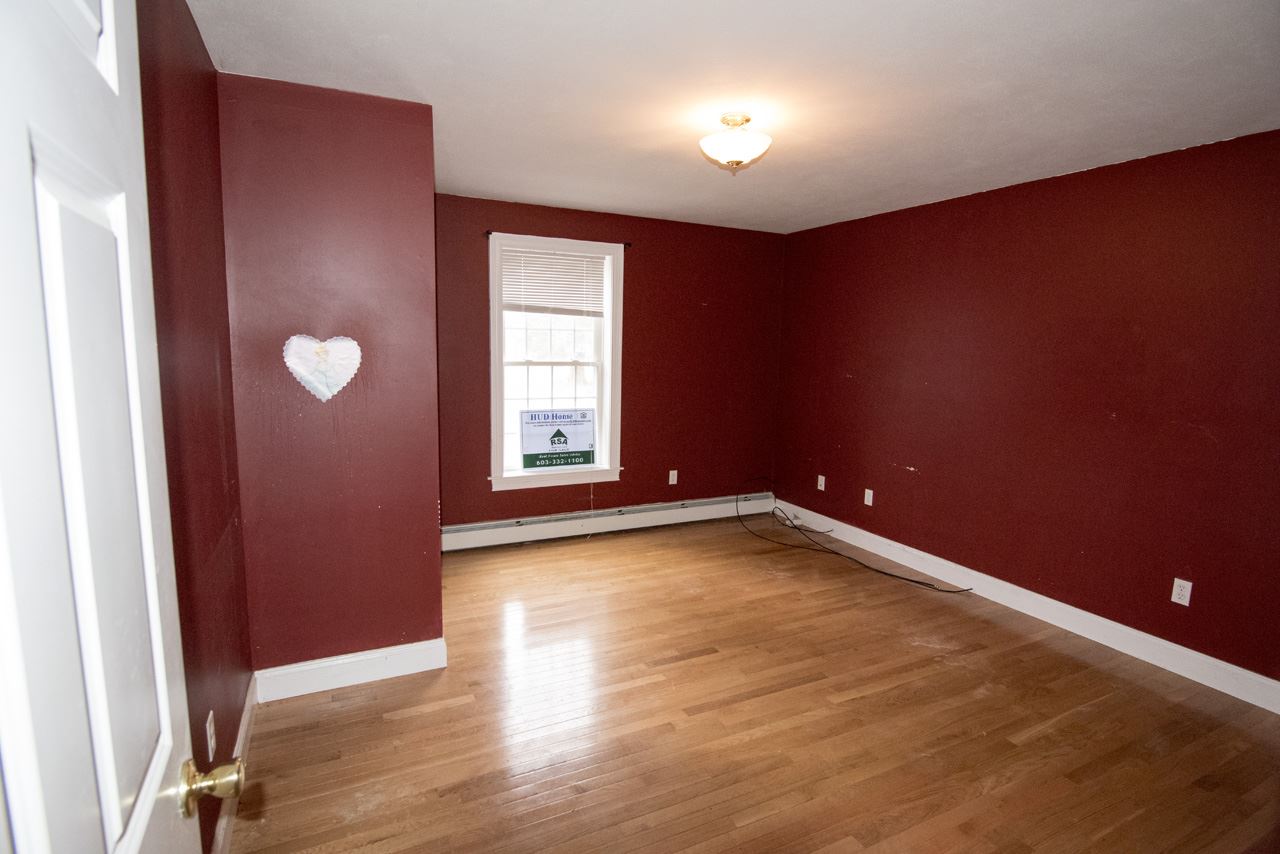 319 Roller Coaster Road Strafford, NH 03884 - Photo 8 of 36