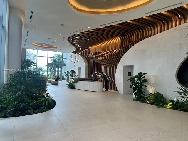 $13,450 | 700 Northeast 24th Street, Unit 2605, Miami, FL 33137