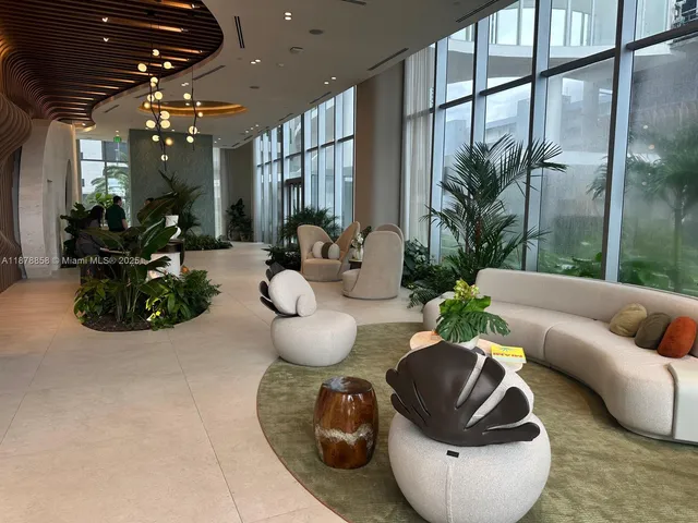 $13,450 | 700 Northeast 24th Street, Unit 2605, Miami, FL 33137