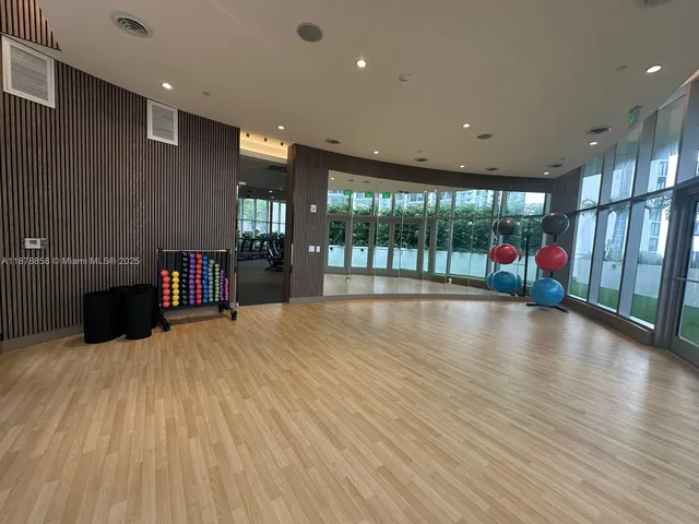 $13,450 | 700 Northeast 24th Street, Unit 2605, Miami, FL 33137