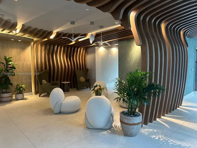 $13,450 | 700 Northeast 24th Street, Unit 2605, Miami, FL 33137