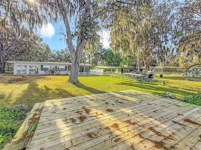 $449,000 | 4192 Cr 400, Lake Panasoffkee, FL 33538