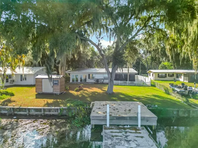 $449,000 | 4192 Cr 400, Lake Panasoffkee, FL 33538