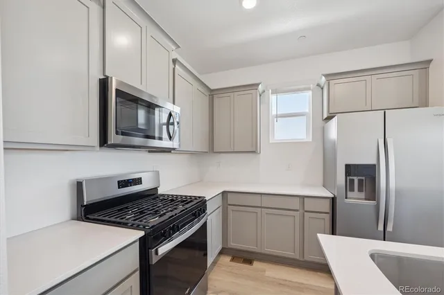 $406,895 | 18802 East 99th Avenue, Commerce City, CO 80022