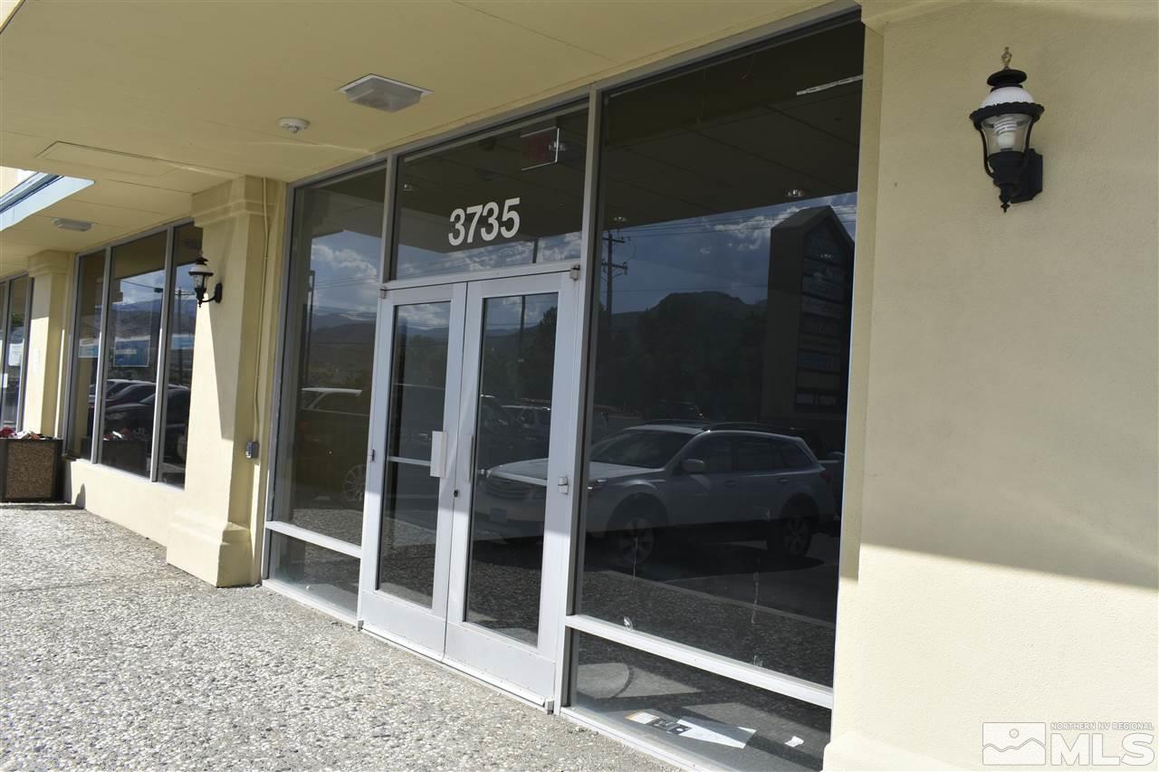 3735 A&b N Carson Street, Unit 3735 Carson City, NV 89706 - Photo 2 of 24 a view of elevator