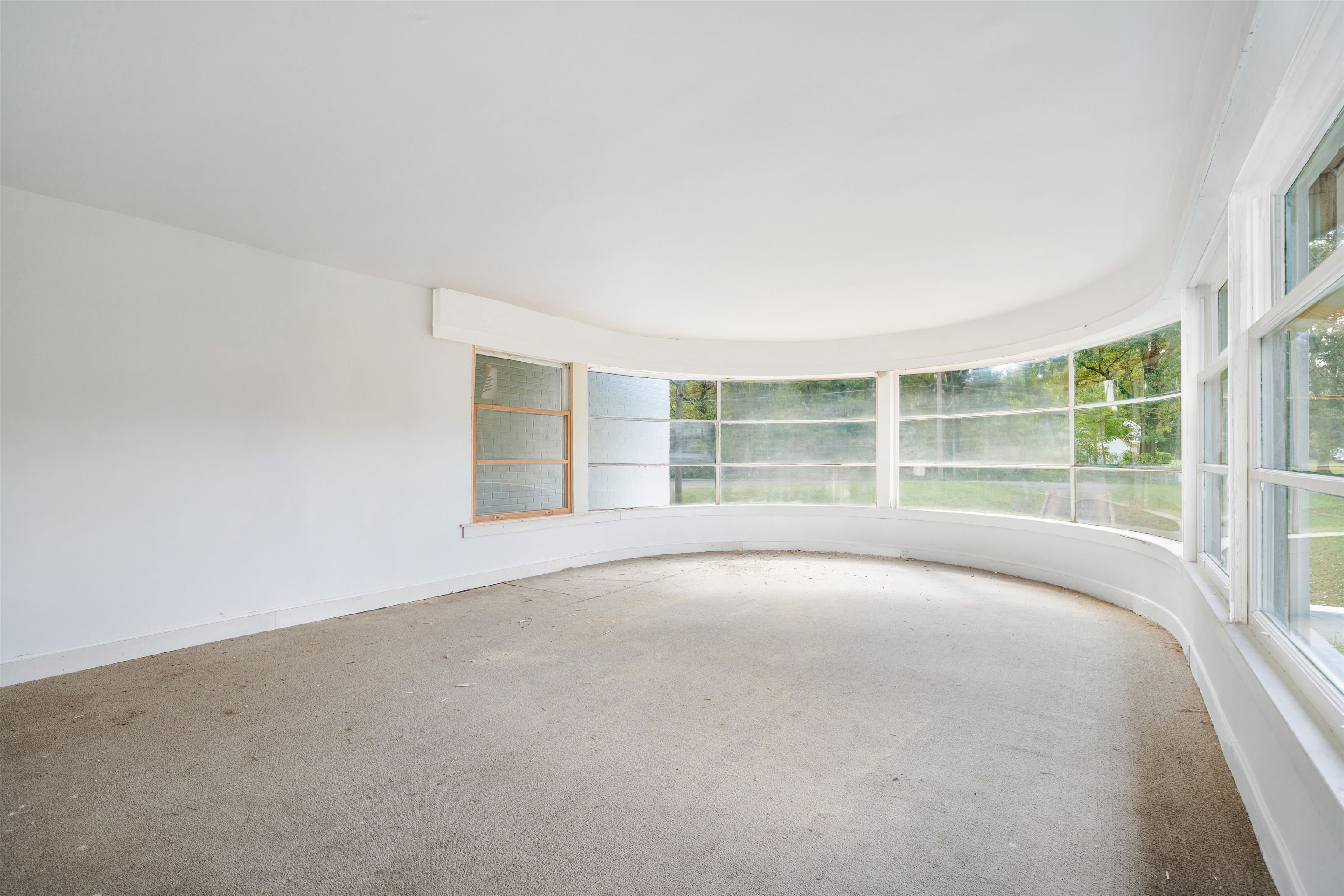 3590 Thomas Street Memphis, TN 38127 - Photo 21 of 39 a view of an empty room with a balcony