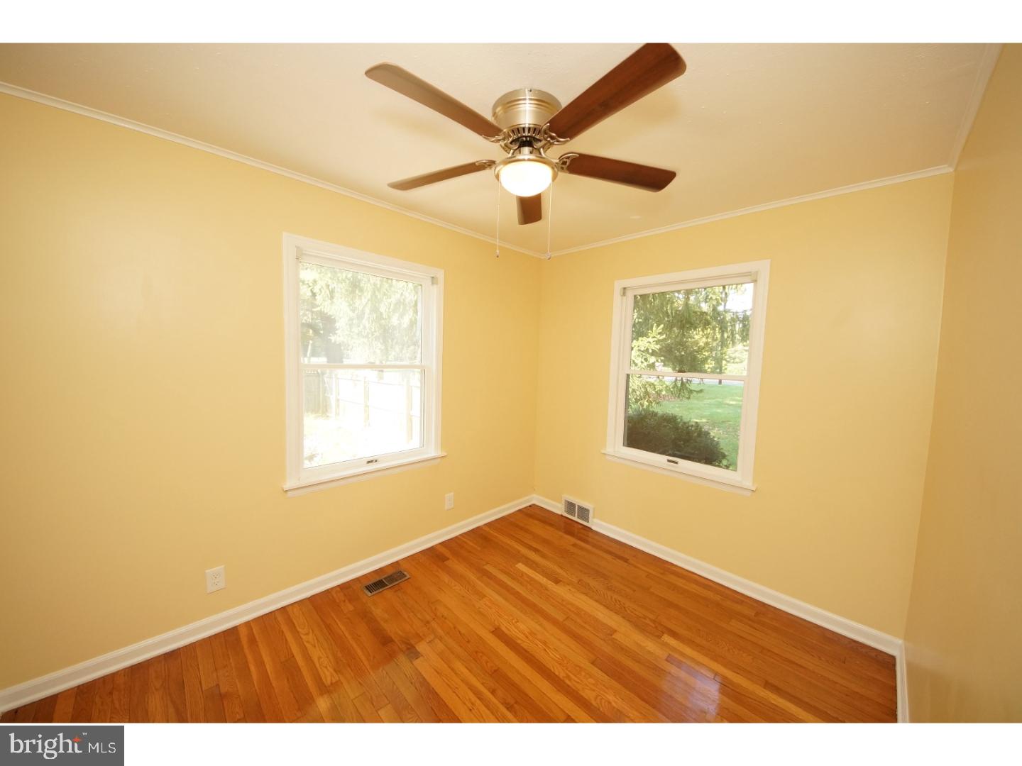 349 West Upper Ferry Road Ewing, NJ 08628 - Photo 14 of 23