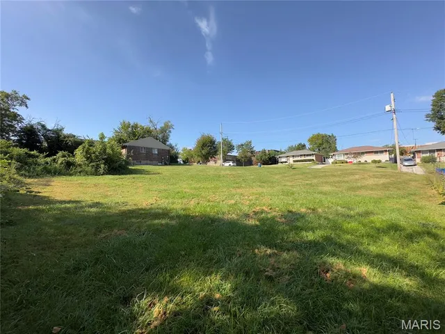 $175,000 | 1510 Banneker Avenue, Richmond Heights, MO 63117