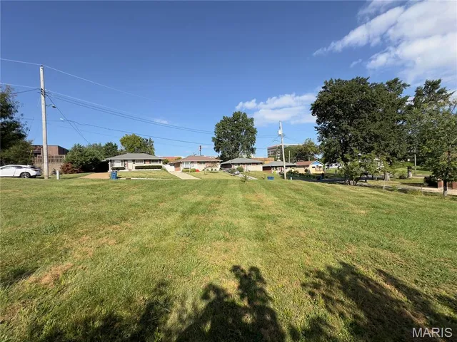 $175,000 | 1510 Banneker Avenue, Richmond Heights, MO 63117