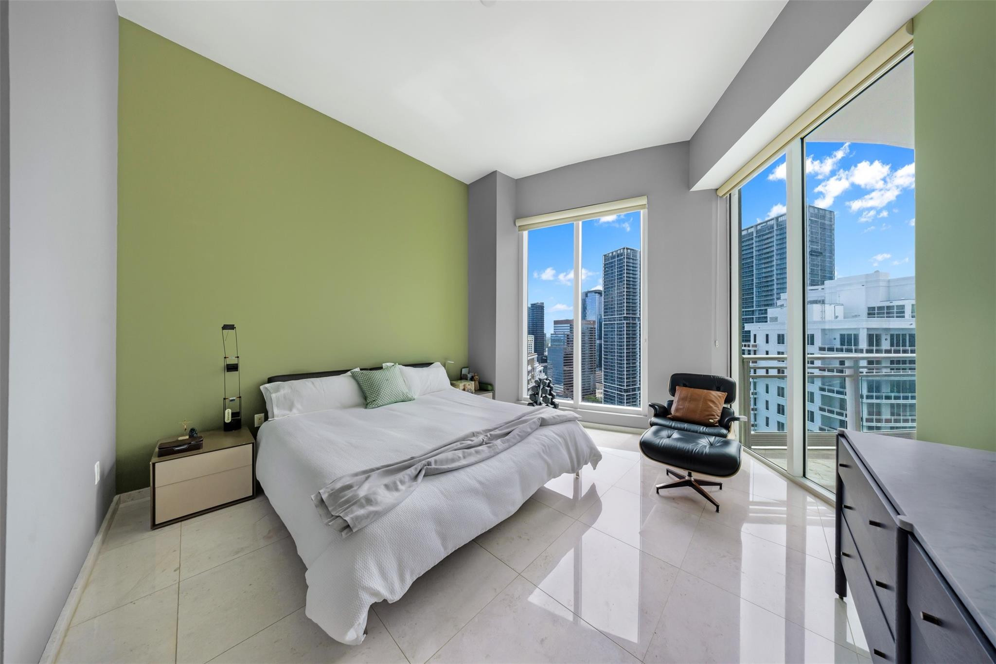 900 Brickell Key Boulevard, Unit 3105 Miami, FL 33131 - Photo 12 of 42 Photo 12
