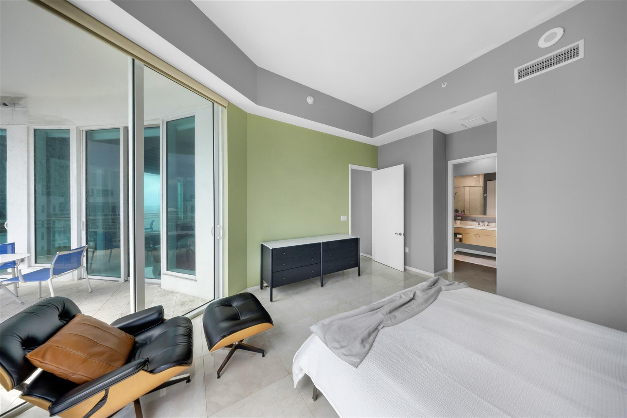 900 Brickell Key Boulevard, Unit 3105 Miami, FL 33131 - Photo 14 of 42 Photo 14