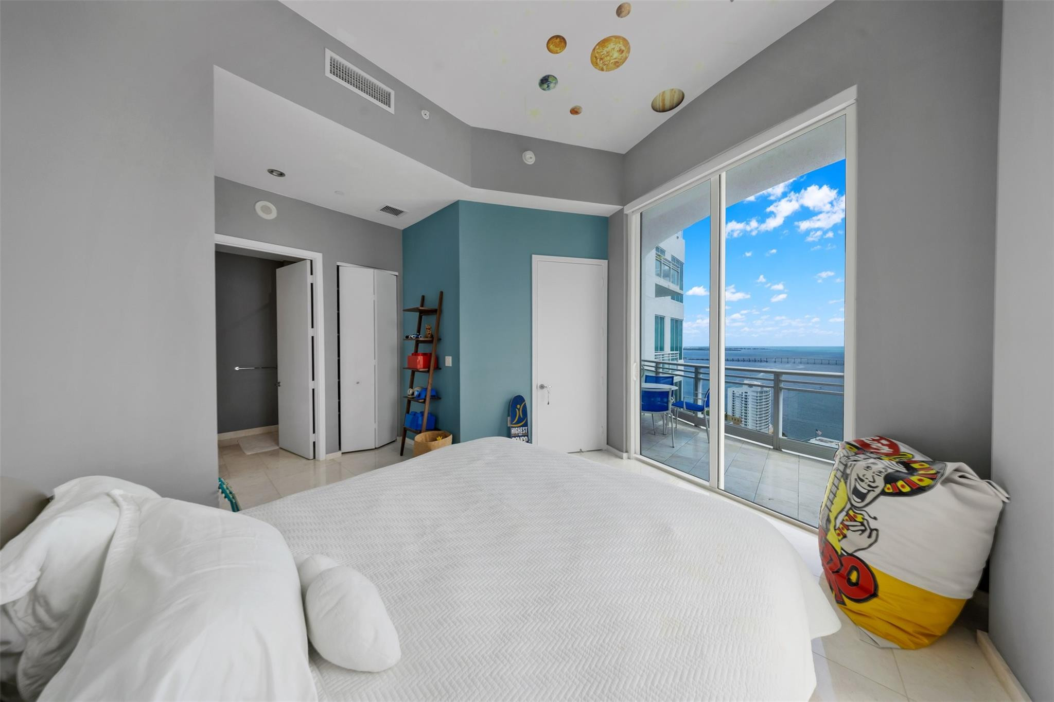 900 Brickell Key Boulevard, Unit 3105 Miami, FL 33131 - Photo 23 of 42 Photo 23