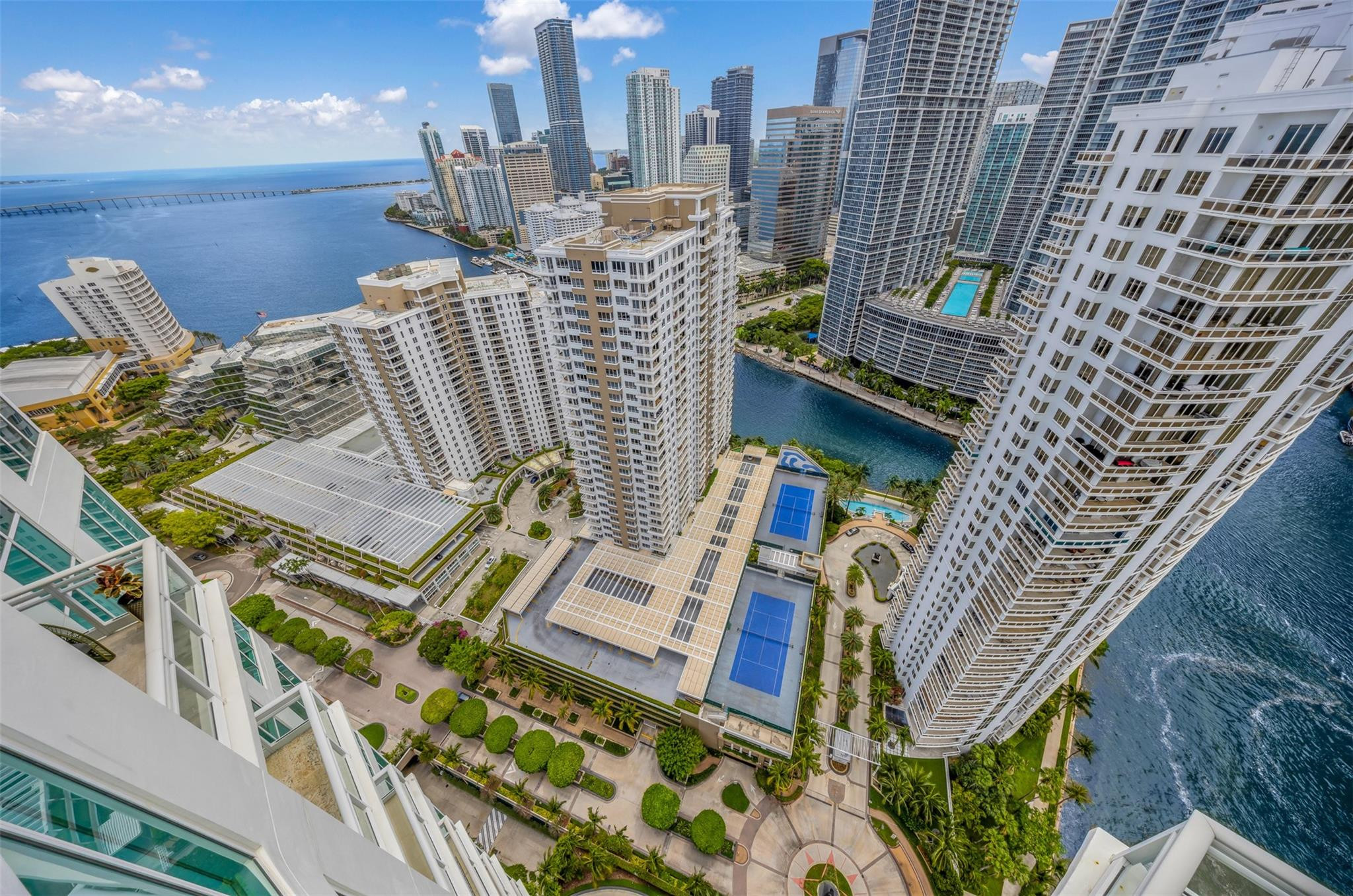 900 Brickell Key Boulevard, Unit 3105 Miami, FL 33131 - Photo 30 of 42 Photo 30