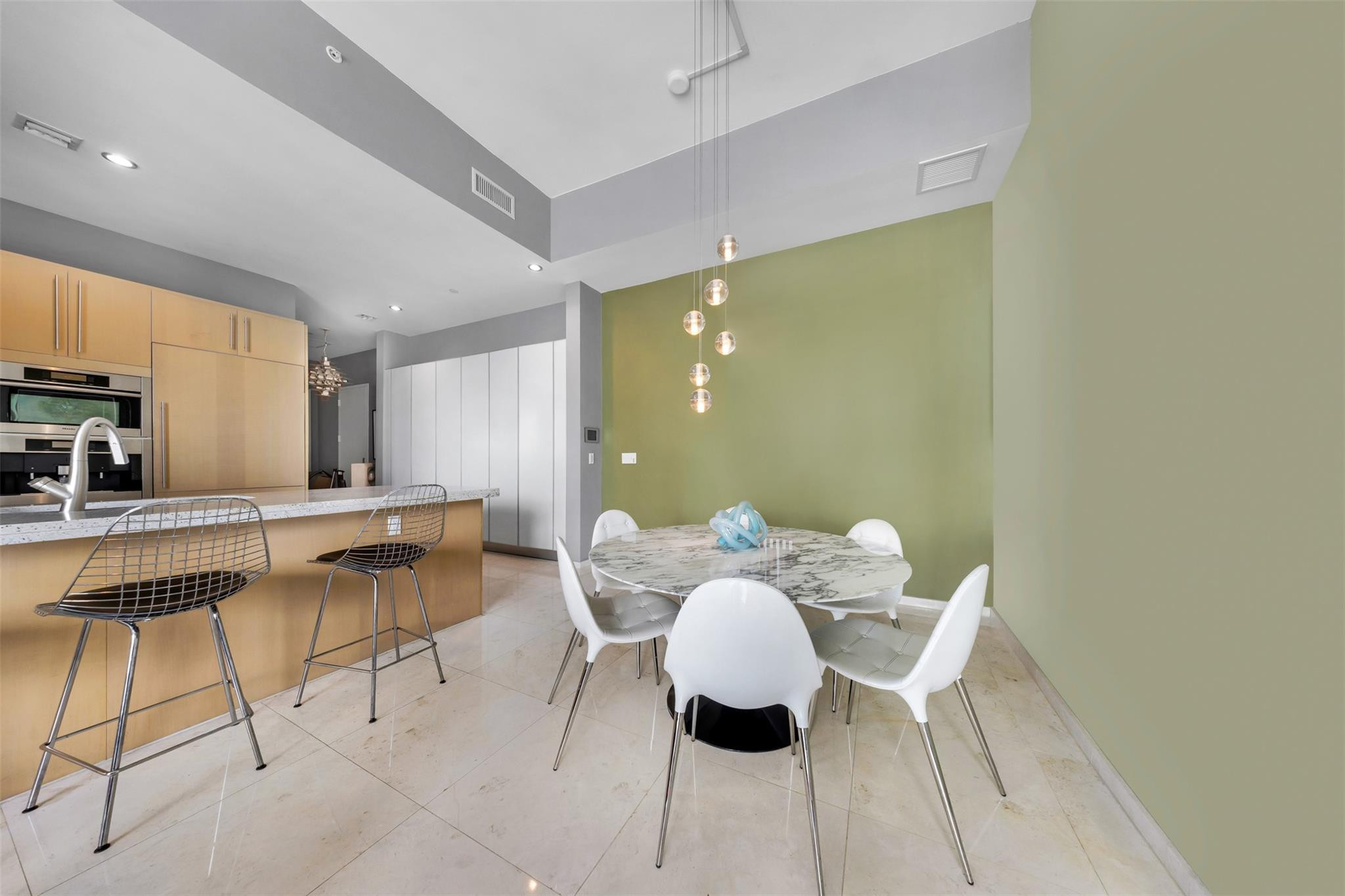 900 Brickell Key Boulevard, Unit 3105 Miami, FL 33131 - Photo 3 of 42 Photo 3