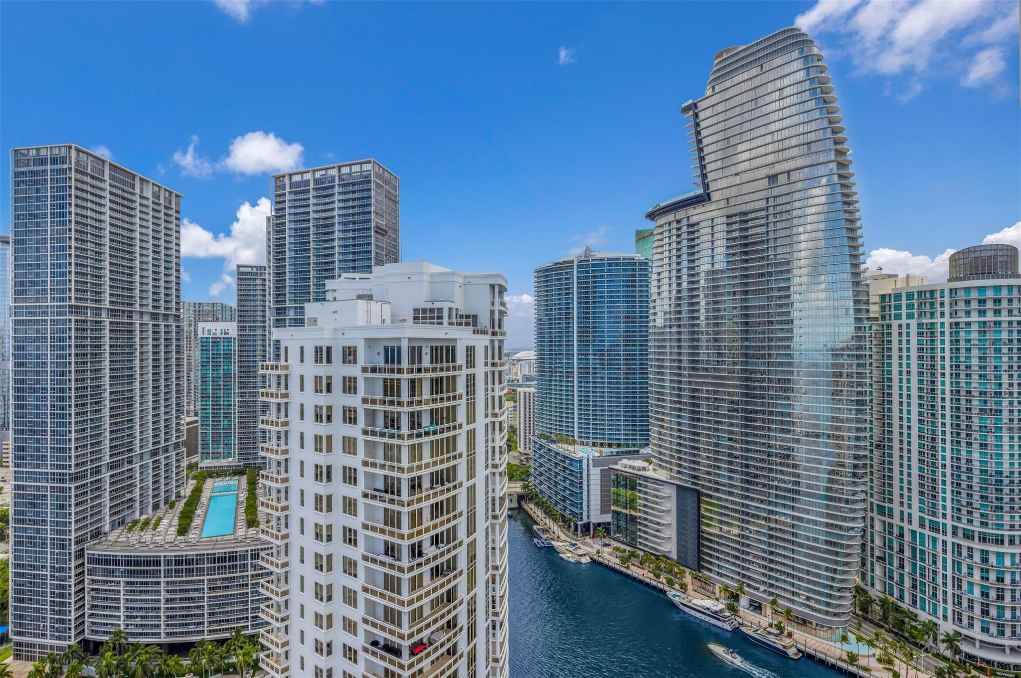 900 Brickell Key Boulevard, Unit 3105 Miami, FL 33131 - Photo 32 of 42 Photo 32