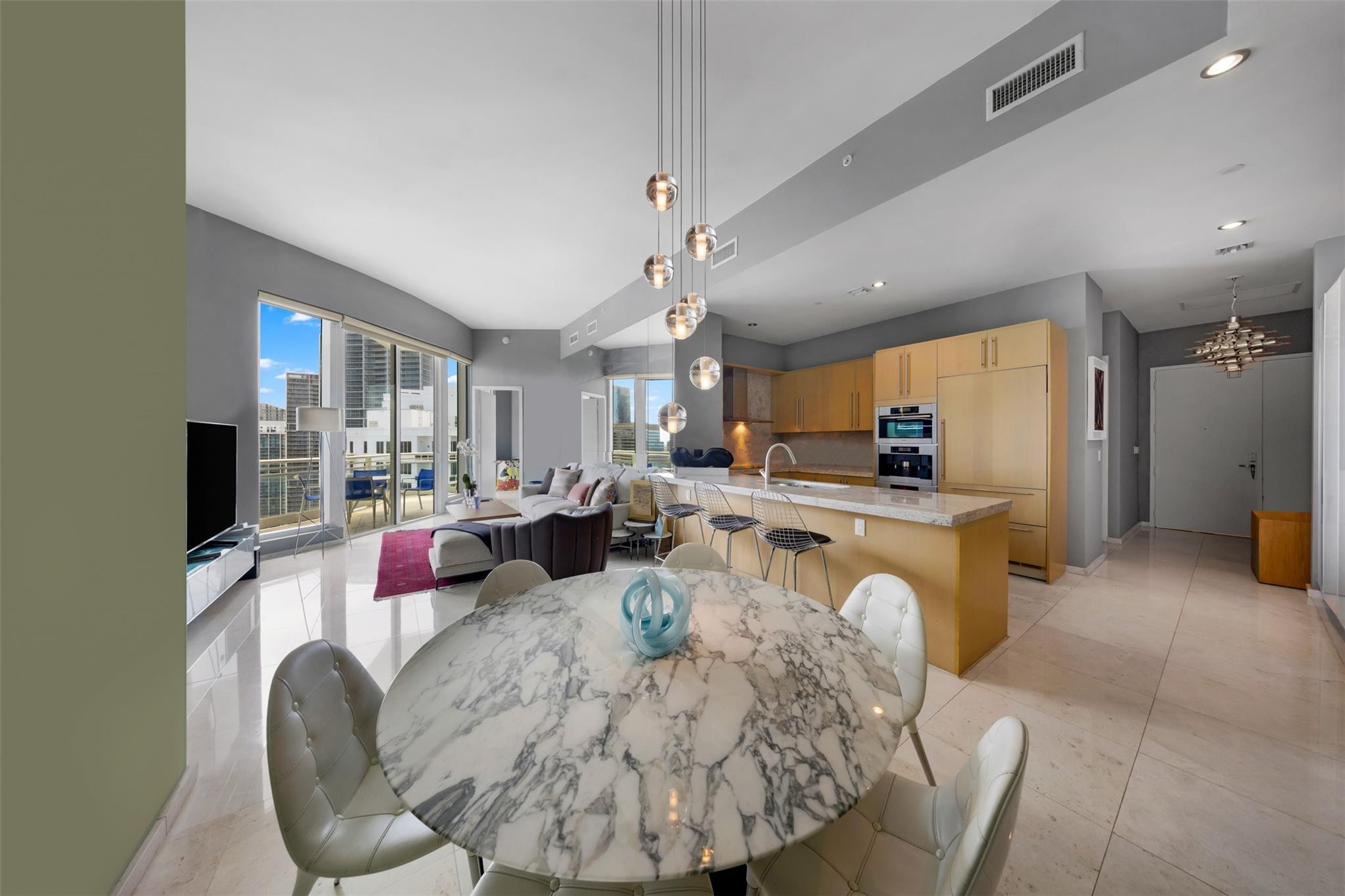 900 Brickell Key Boulevard, Unit 3105 Miami, FL 33131 - Photo 4 of 42 Photo 4