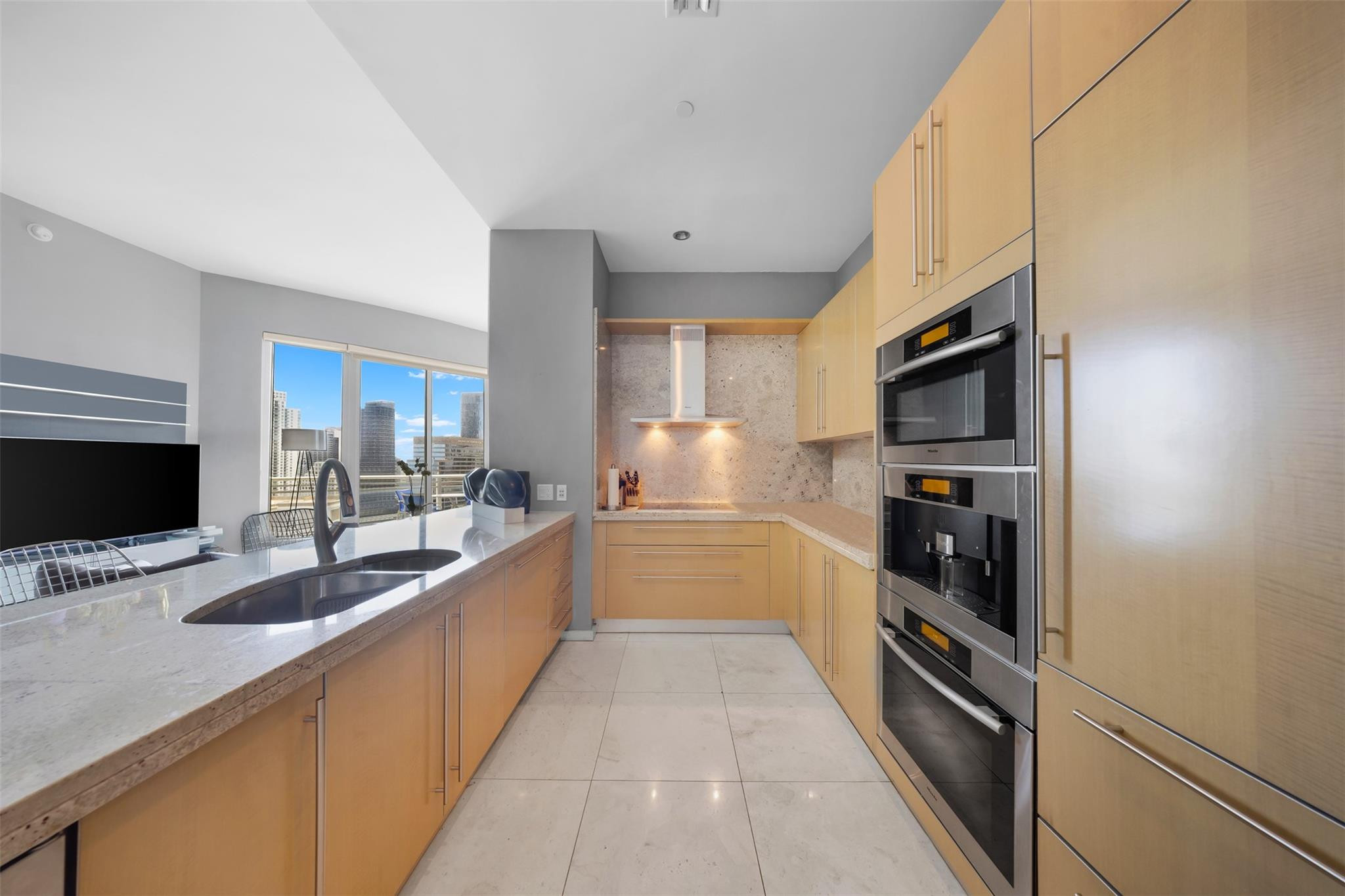 900 Brickell Key Boulevard, Unit 3105 Miami, FL 33131 - Photo 10 of 42 Photo 10