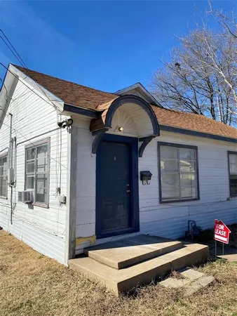 $875 | 1613 Park Street, Commerce, TX 75428