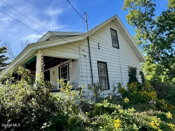 $145,000 | 1708 Highway 30, Mayfield, NY 12117