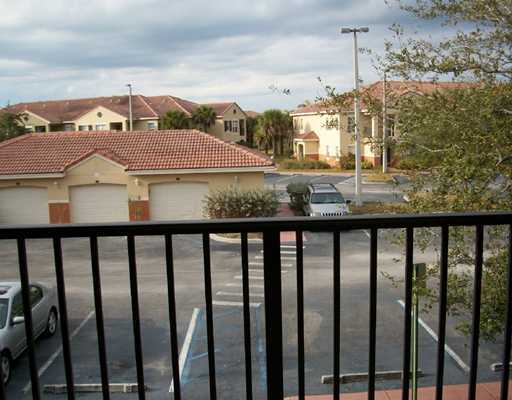 10306 Fox Trail Road South, Unit 904 Royal Palm Beach, FL 33411 - Photo 5 of 16 Additional Photo