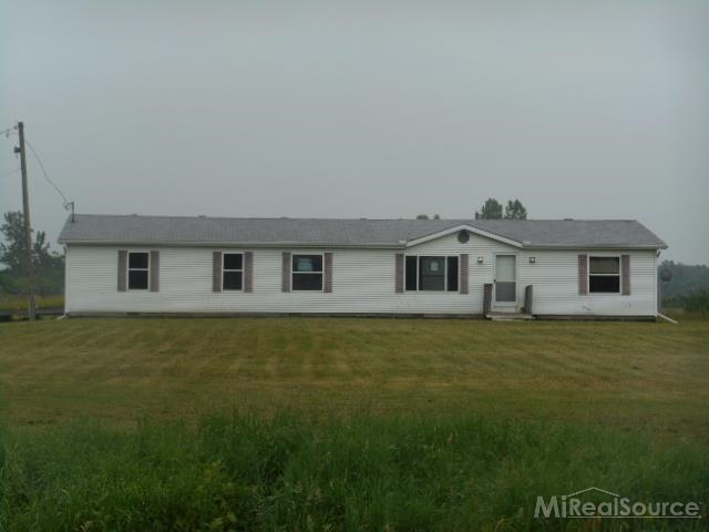 14627 Donald Road Capac, MI 48014 - Photo 1 of 16 31183899.JPG