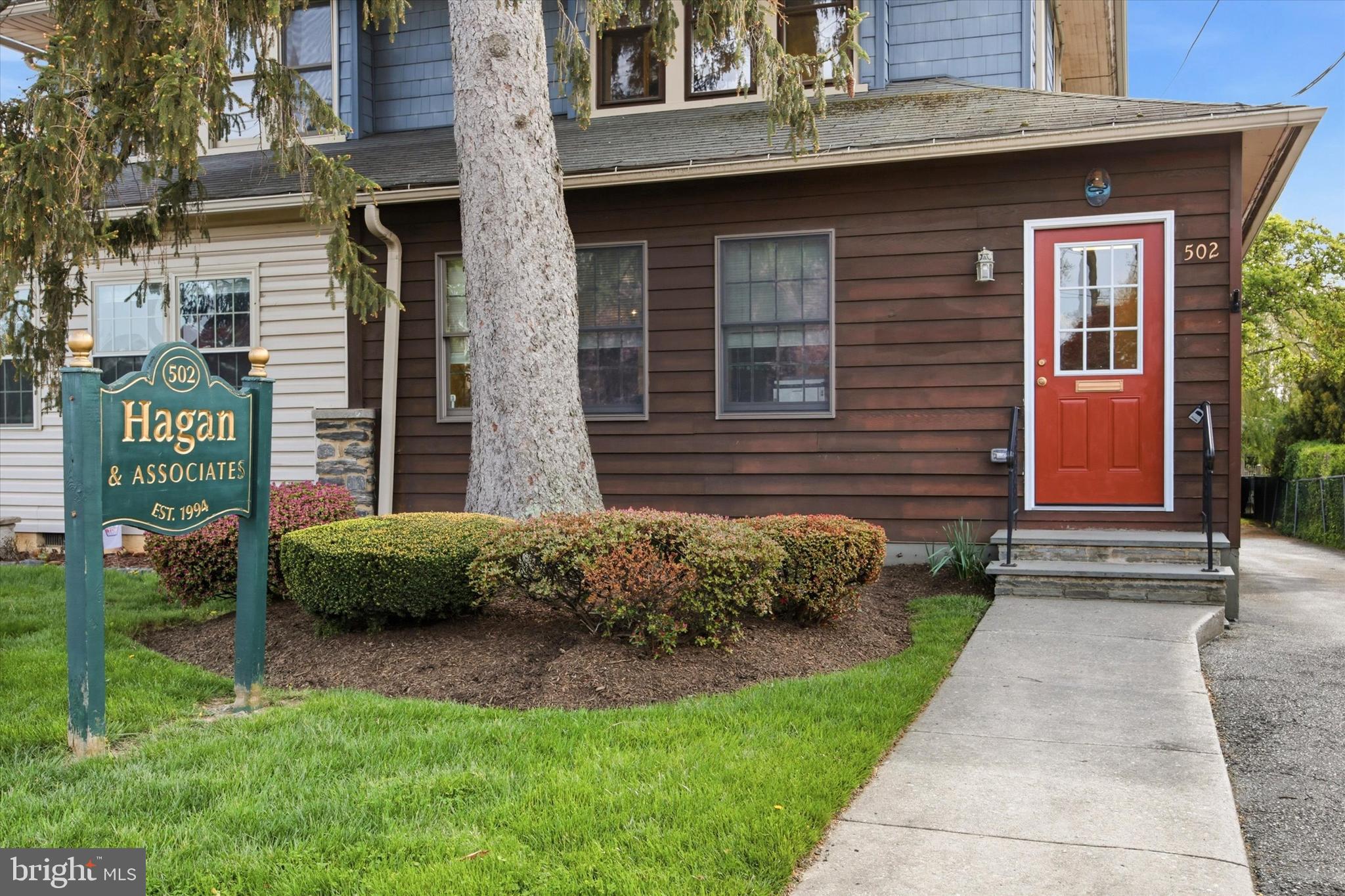 502 Darby Road Havertown, PA 19083 - Photo 4 of 32