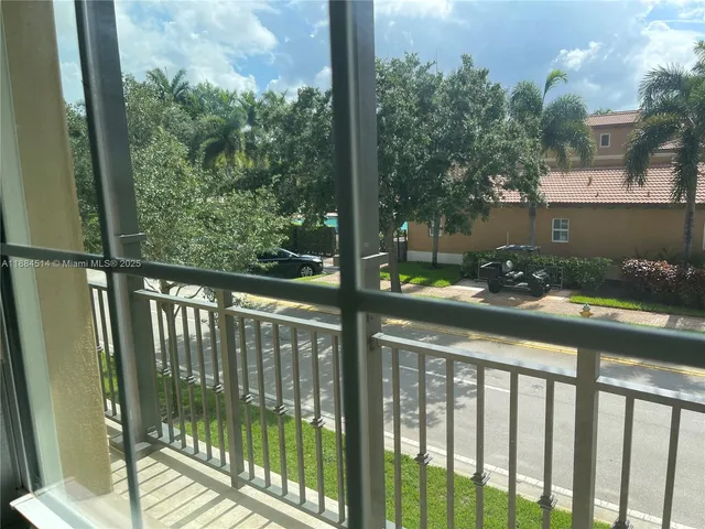 $3,500 | 974 Southwest 147th Avenue, Unit 2601, Pembroke Pines, FL 33027