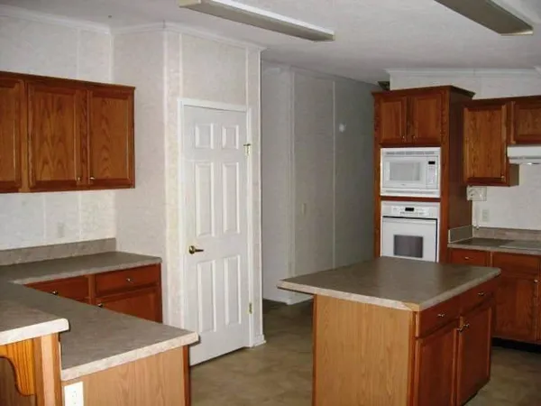 $2,500 | 9413 Alabama Street, Joshua, TX 76058