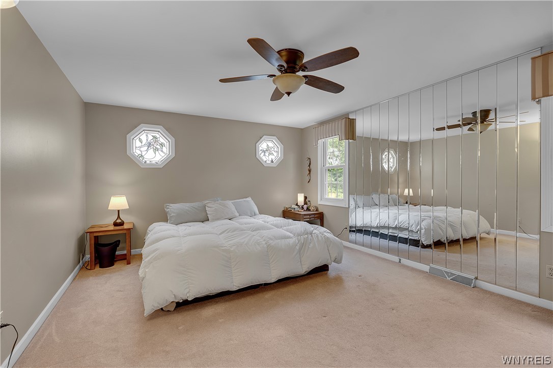 341 Rambling Road Amherst, NY 14051 - Photo 20 of 37 Primary bedroom