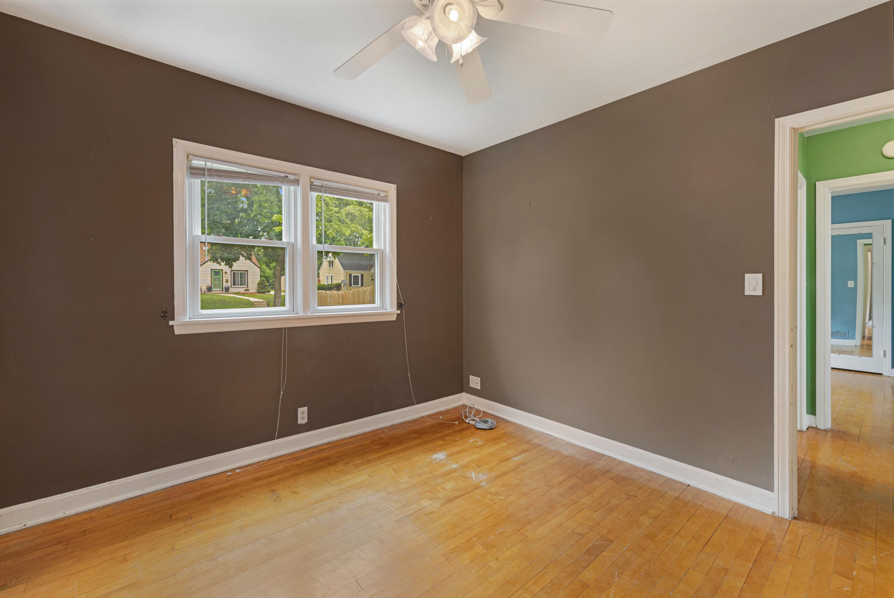 2702 South 46th Street Milwaukee, WI 53219 - Photo 8 of 18 Main Level Bedroom #1