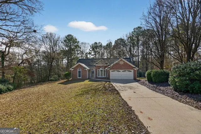 $269,900 | 104 Bridlewood Drive, LaGrange, GA 30240
