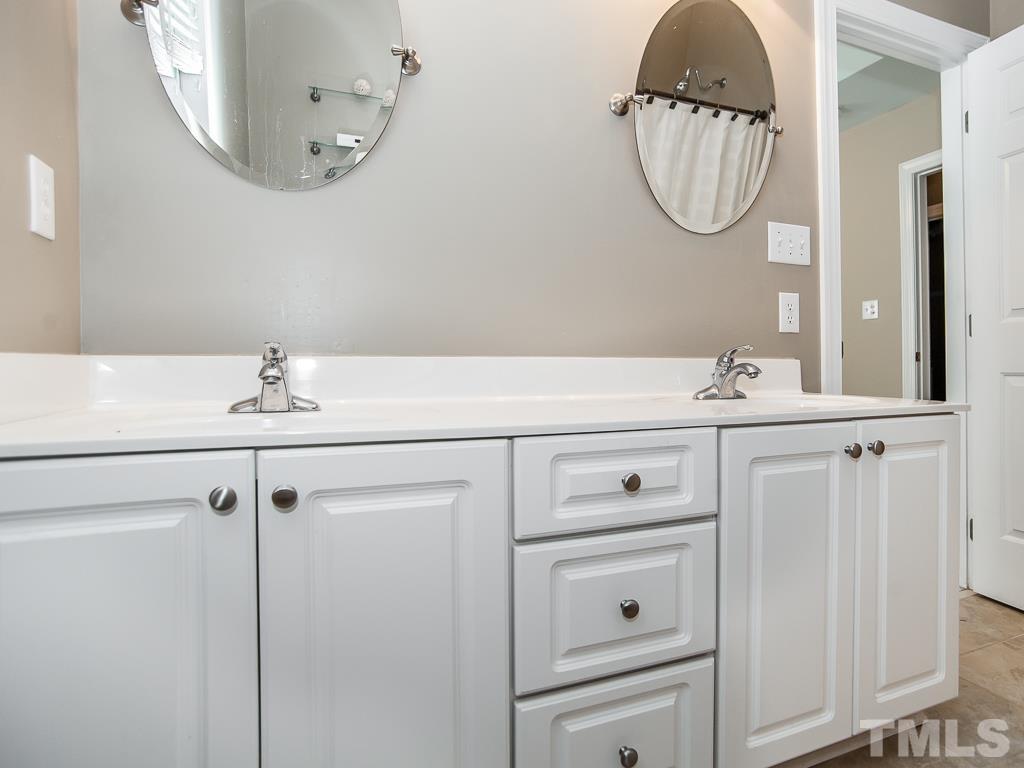 204 Pine Mill Lane Apex, NC 27502 - Photo 14 of 27