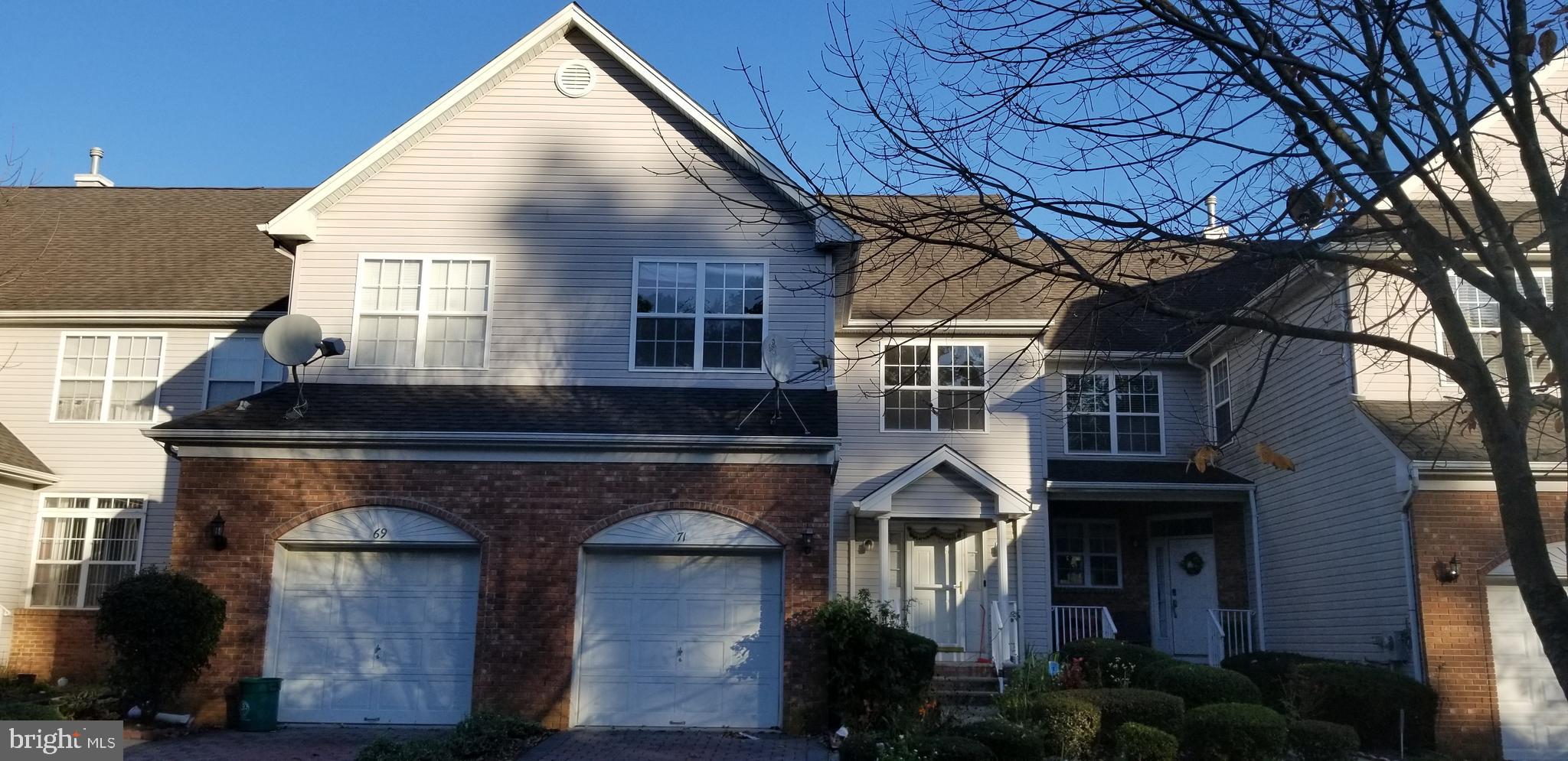 71 Tennyson Road Hightstown, NJ 08520 - Photo 2 of 29