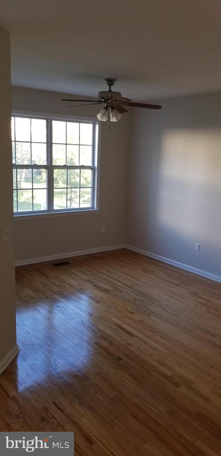 71 Tennyson Road Hightstown, NJ 08520 - Photo 15 of 29