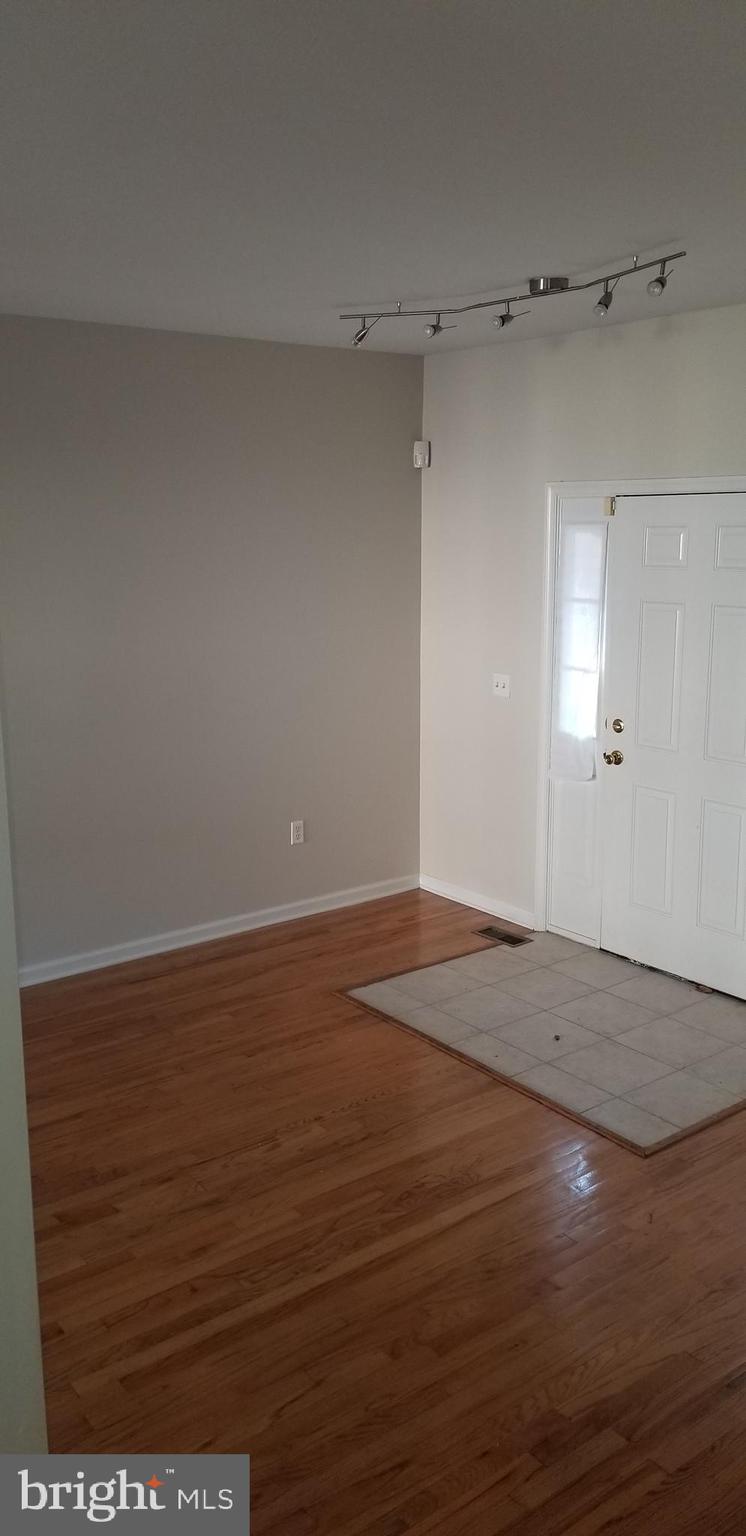 71 Tennyson Road Hightstown, NJ 08520 - Photo 16 of 29