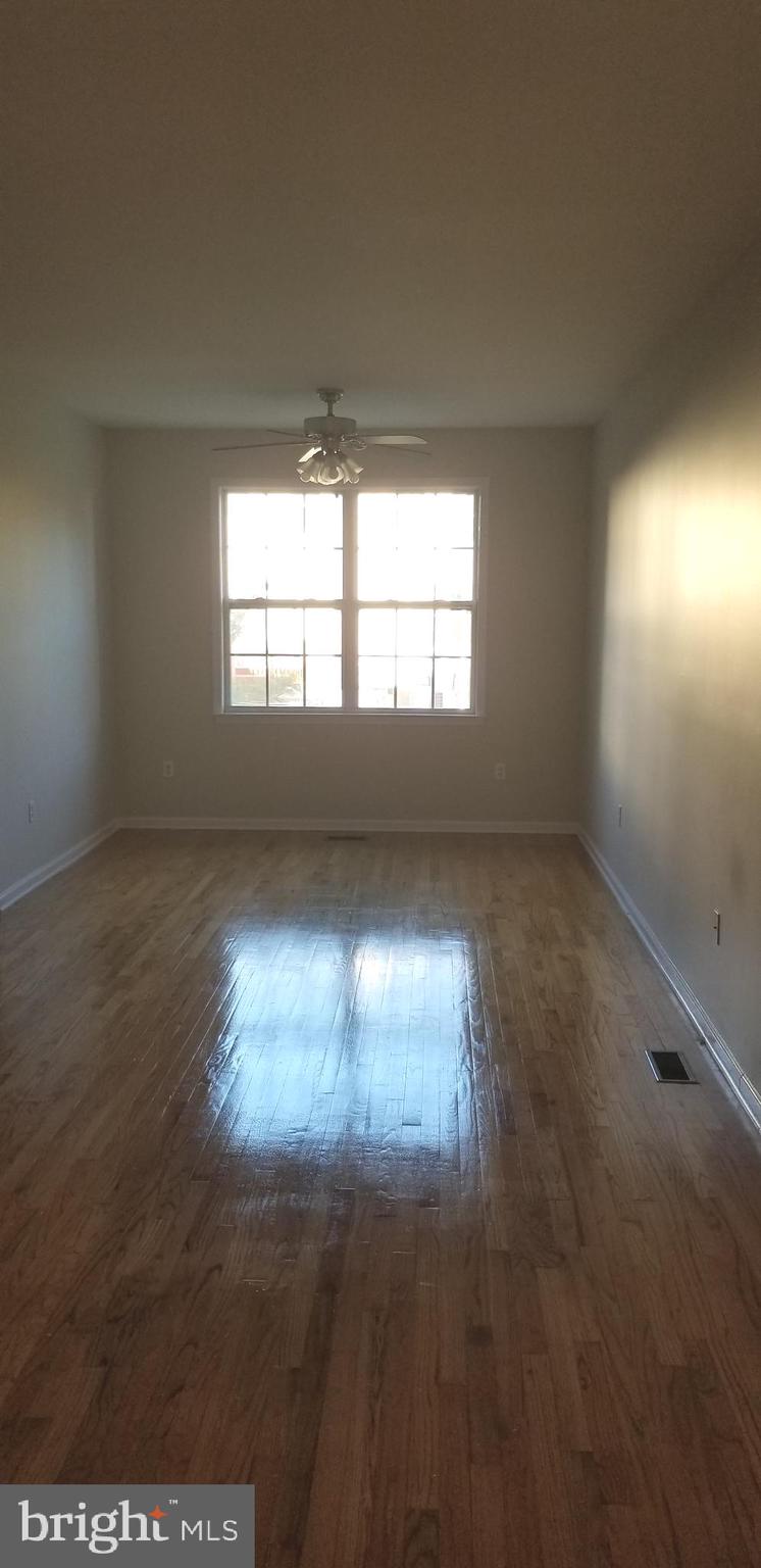 71 Tennyson Road Hightstown, NJ 08520 - Photo 7 of 29