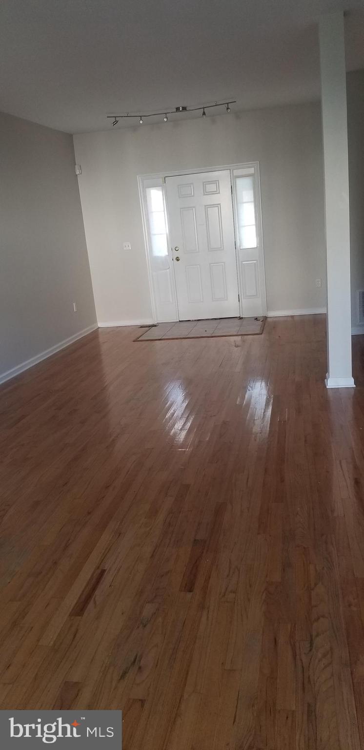 71 Tennyson Road Hightstown, NJ 08520 - Photo 10 of 29