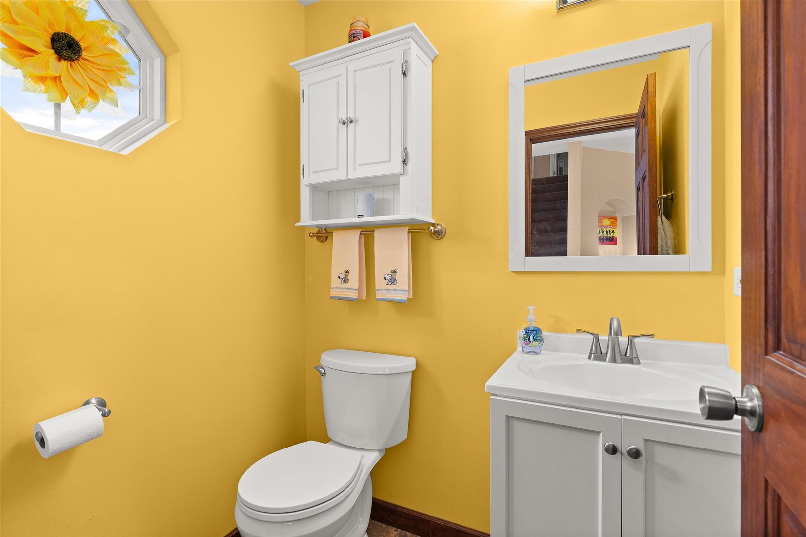16830 South Parker Ridge Drive Lockport, IL 60441 - Photo 4 of 35 a bathroom with a sink and a toilet