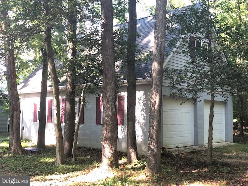 2 Car Garage with Bonus Room